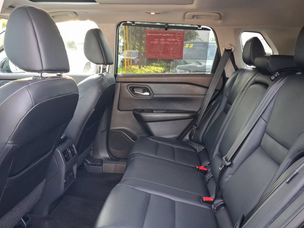 Certified 2022 Nissan Rogue SL w/ SL Premium Package AWD/4WD image 7