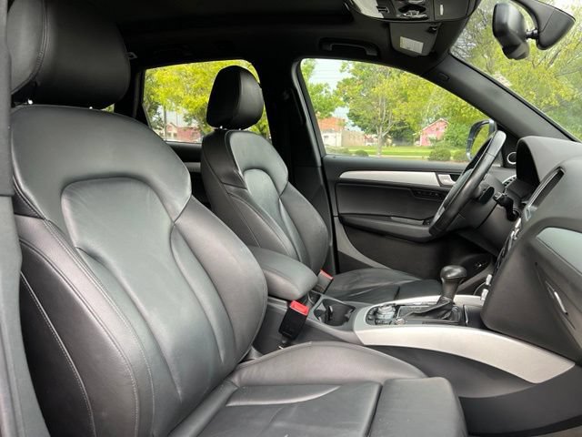 Used 2017 Audi Q5 2.0T Premium Plus w/ Technology Package AWD/4WD image 21
