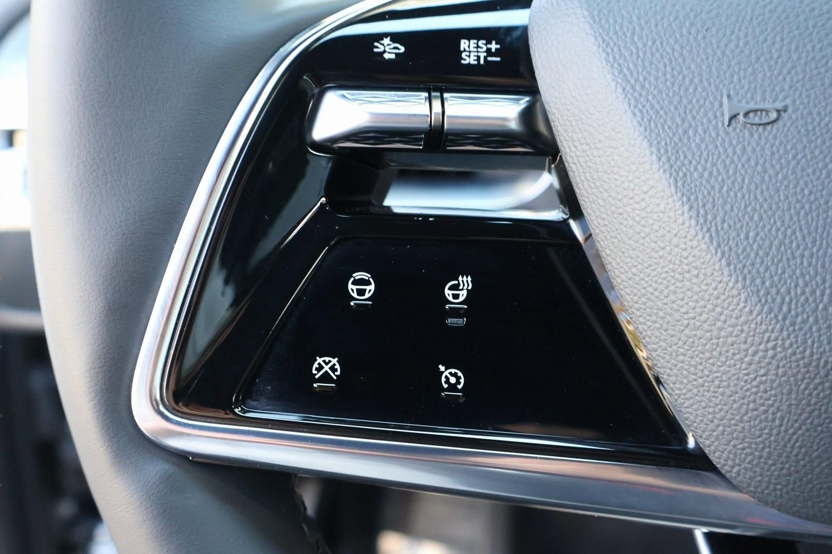 Certified 2023 Cadillac Lyriq 2WD image 21