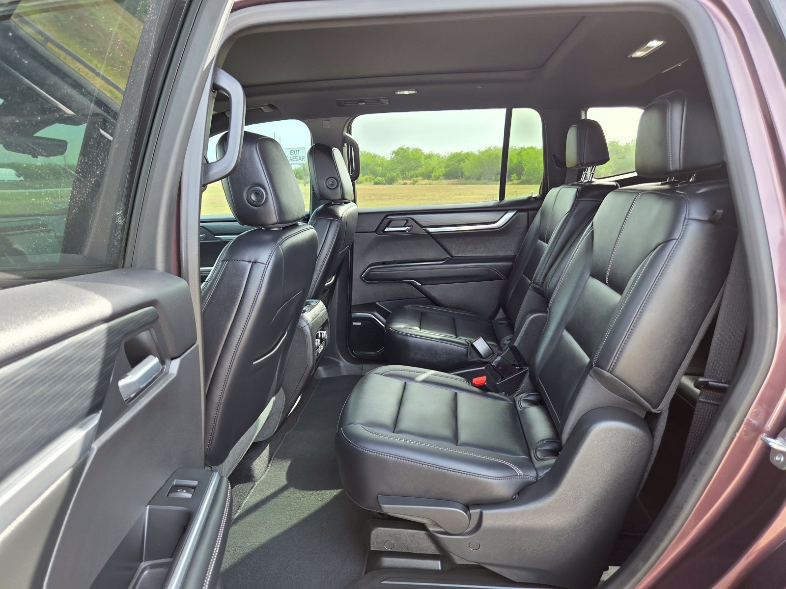 Used 2026 GMC Acadia Elevation w/ Black Edition FWD image 15