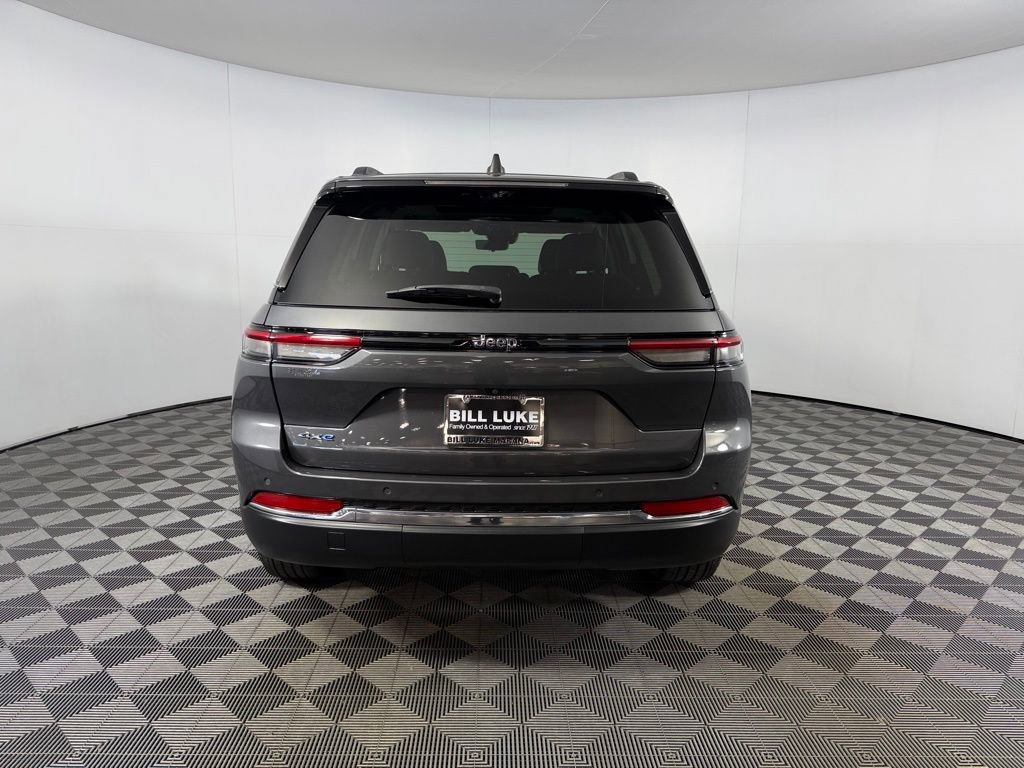 Used 2022 Jeep Grand Cherokee Limited 4xe w/ Luxury Tech Group II image 7