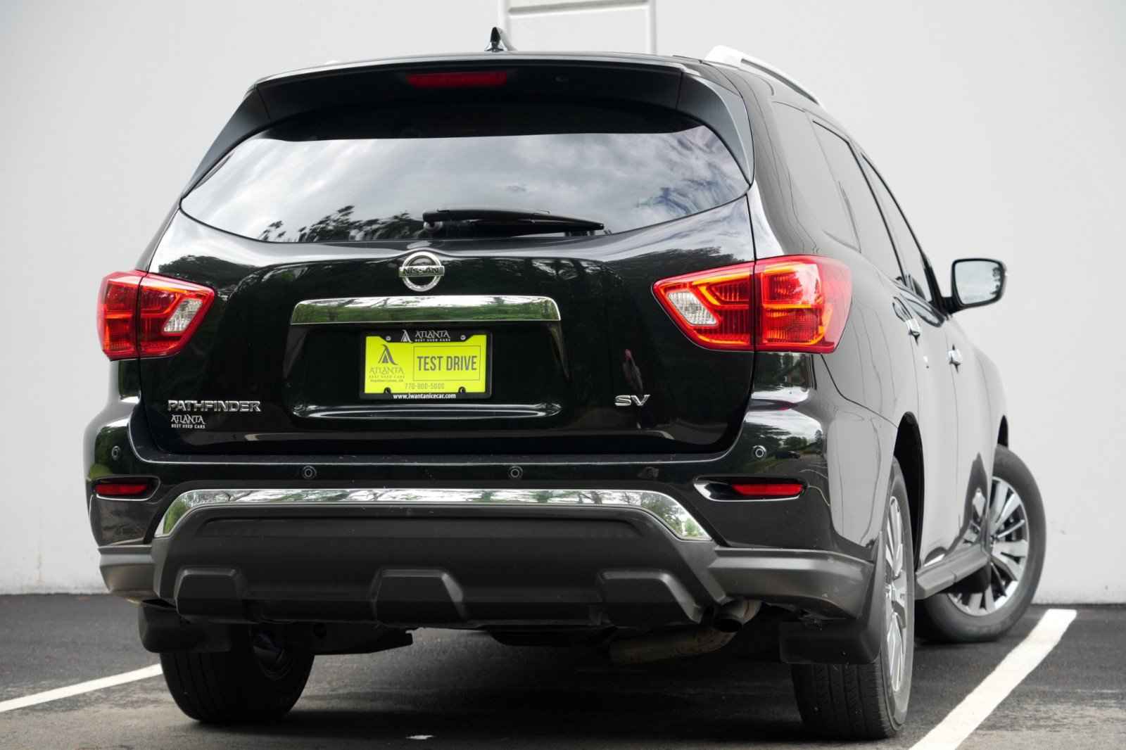 Used 2019 Nissan Pathfinder SV FWD image 4