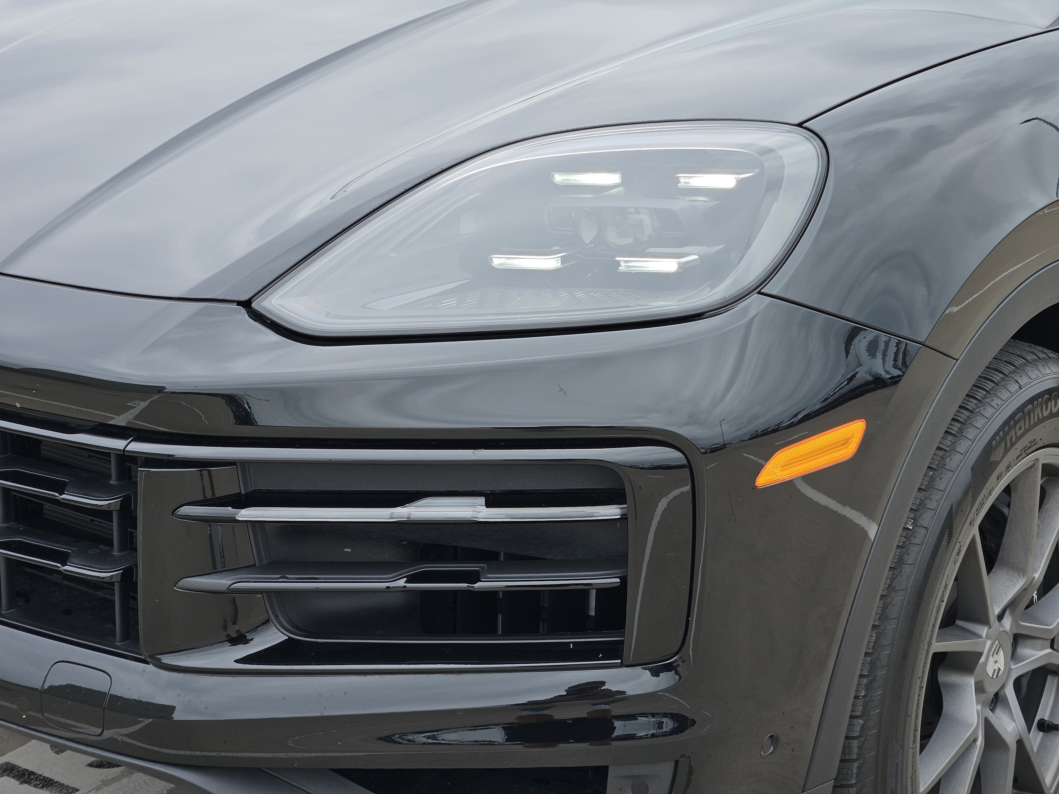 Certified 2026 Porsche Cayenne Coupe image 12