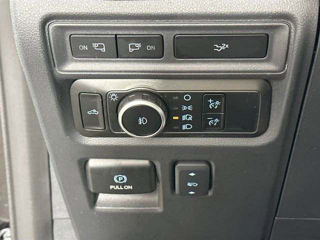 Used 2023 Ford F150 Lariat w/ Equipment Group 502A High AWD/4WD image 26