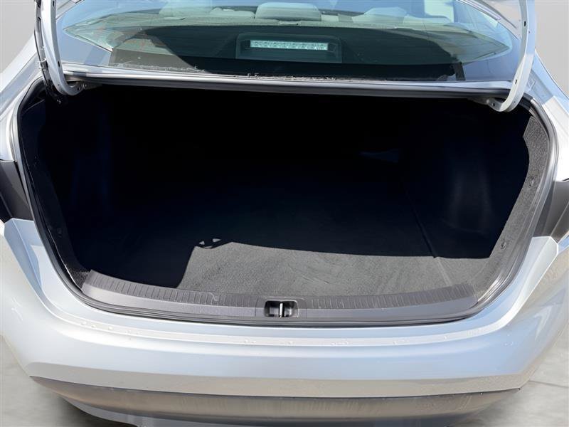 Used 2023 Toyota Corolla LE FWD image 29