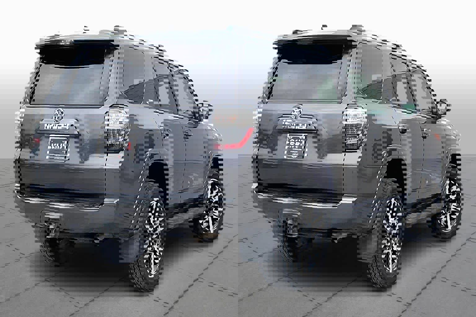 Used 2019 Toyota 4Runner SR5 image 13