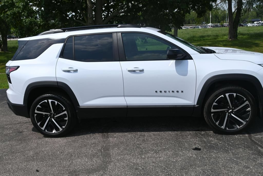 Used 2026 Chevrolet Equinox RS w/ Convenience Package III AWD/4WD image 15