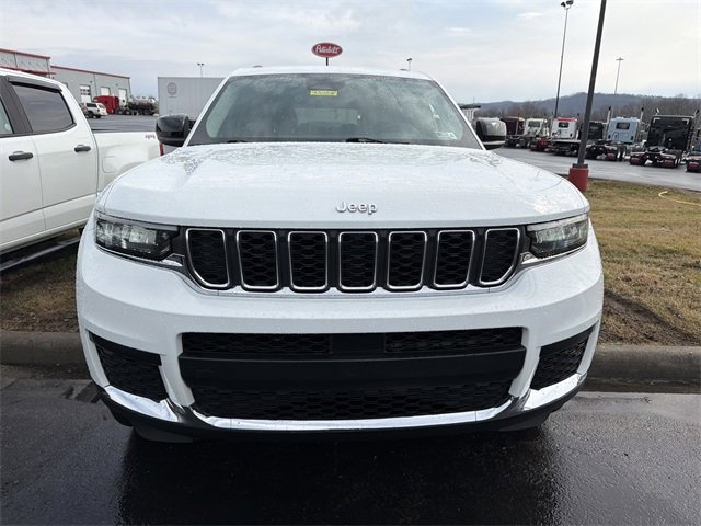 Used 2024 Jeep Grand Cherokee L Laredo image 10