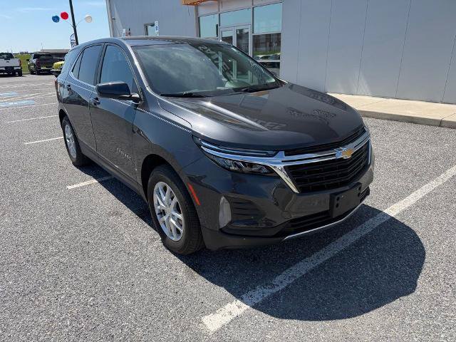 Used 2023 Chevrolet Equinox LT AWD/4WD image 2