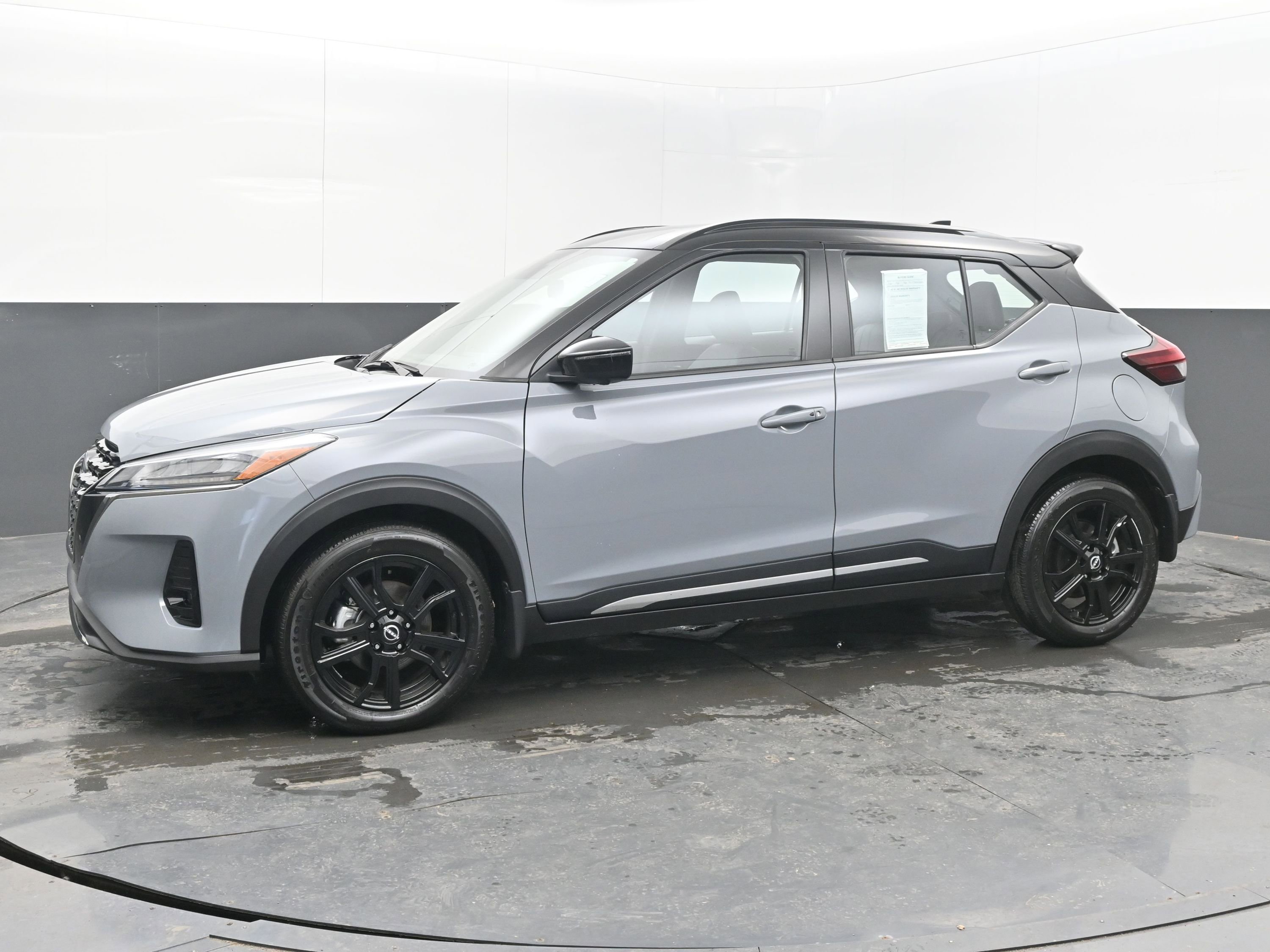 Certified 2024 Nissan Kicks SR w/ SR Premium Package image 4