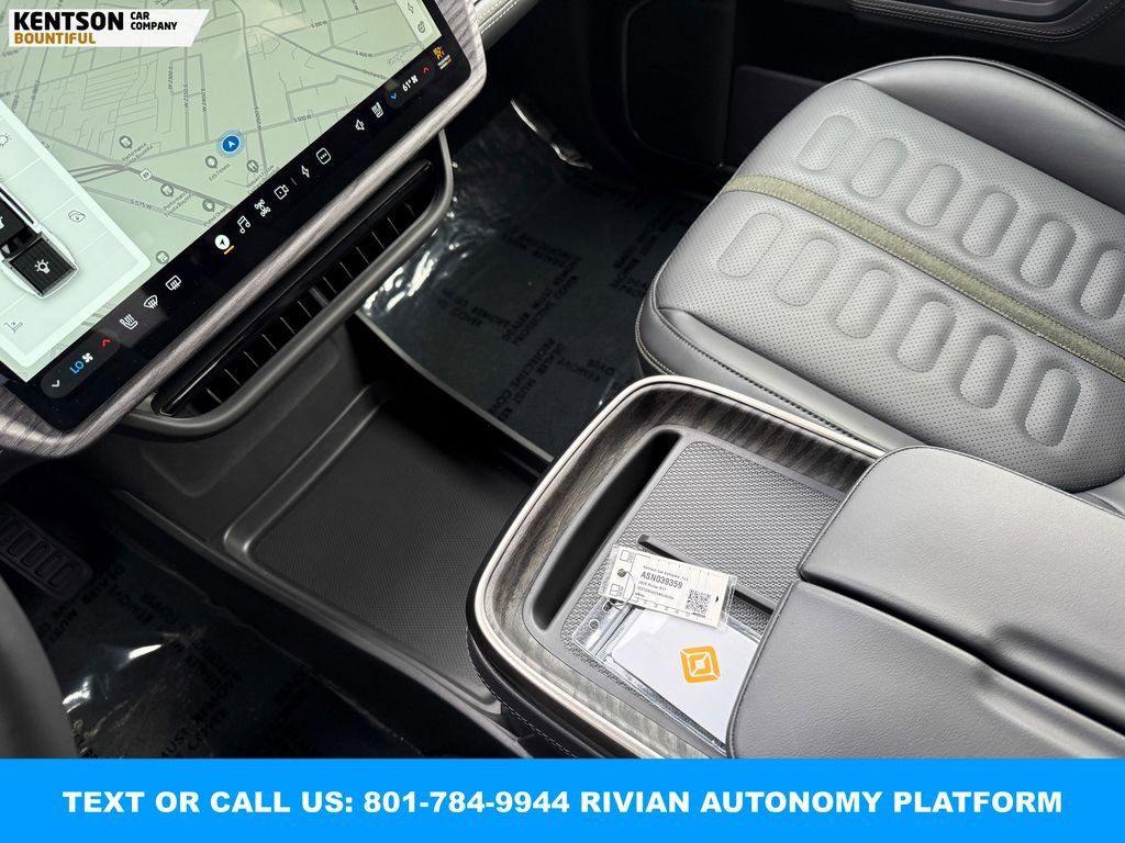 Used 2025 Rivian R1T Adventure image 24