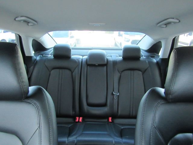 Used 2016 Lincoln MKZ Hybrid image 32