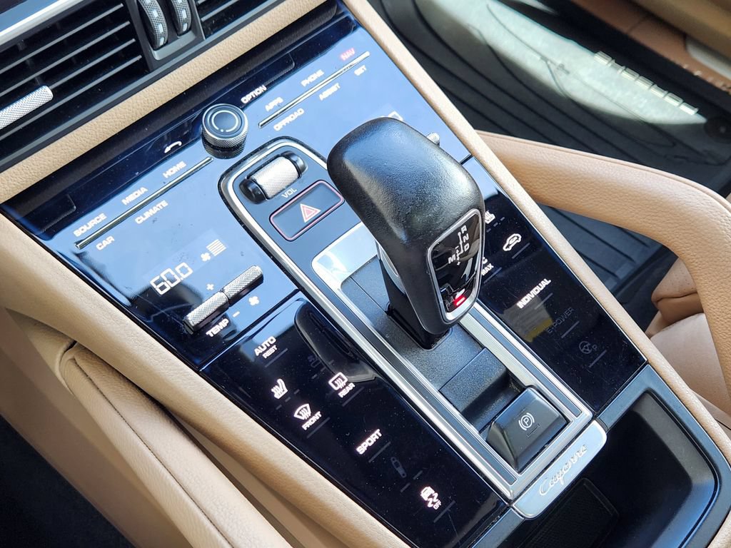 Used 2019 Porsche Cayenne AWD/4WD image 11