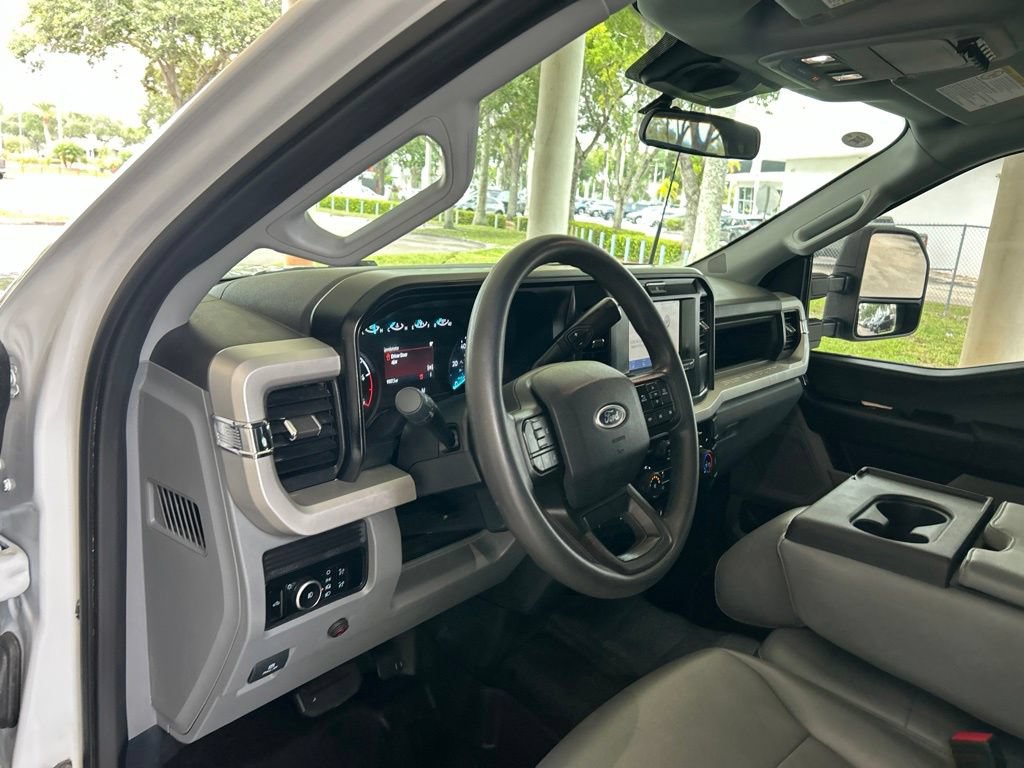 Used 2025 Ford F350 XL w/ XL Chrome Package AWD/4WD image 7