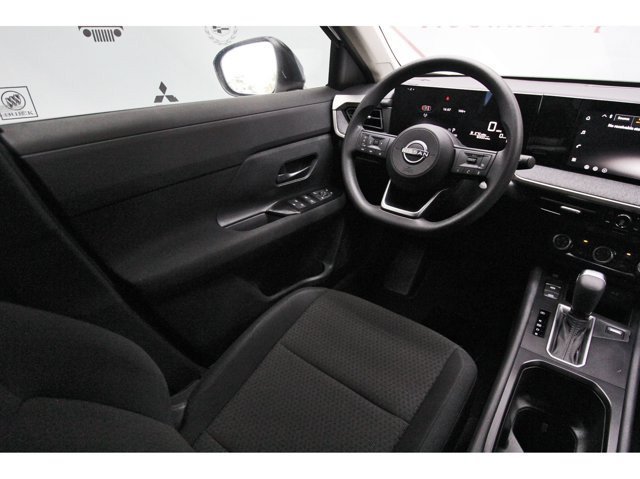 Used 2026 Nissan Kicks S w/ Charging Package FWD image 8