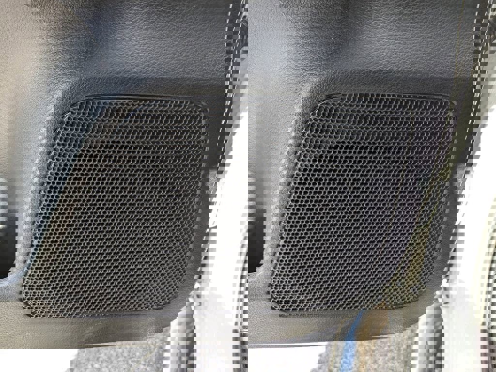 Used 2019 Toyota Tacoma SR5 image 16