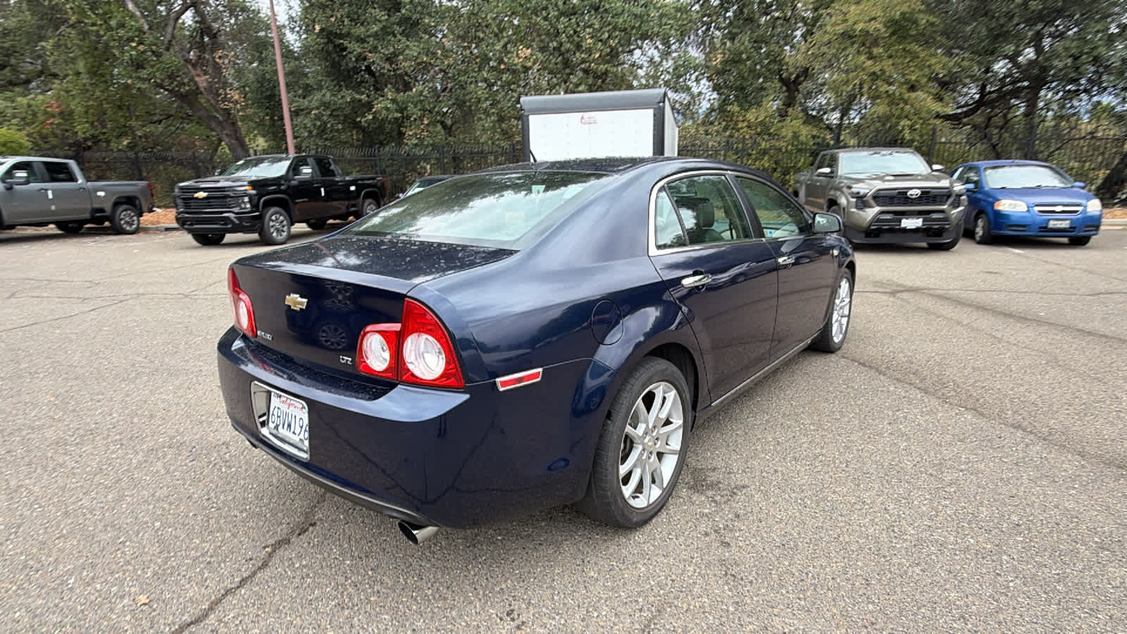 Used 2008 Chevrolet Malibu LTZ FWD image 5