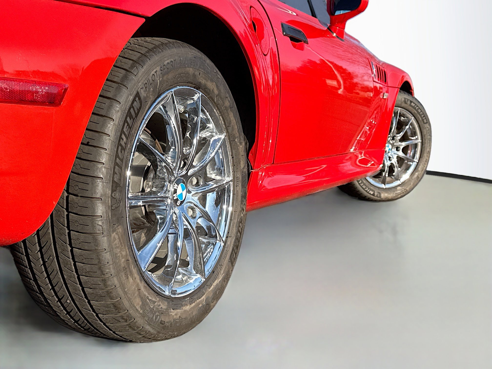 Used 2001 BMW Z3 2.5i RWD image 13