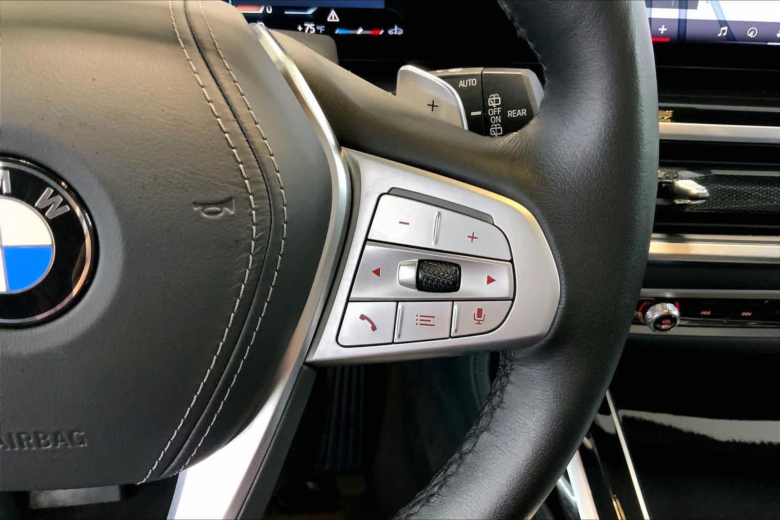 Used 2024 BMW X7 xDrive40i w/ Executive Package AWD/4WD image 24