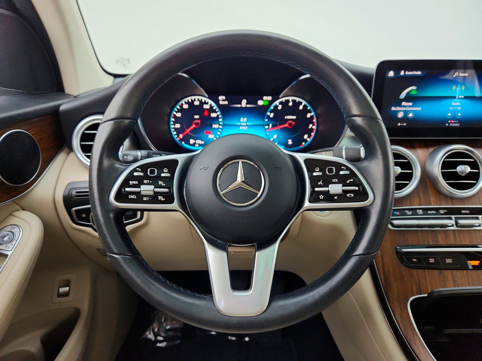 Certified 2022 Mercedes-Benz GLC 300 image 22