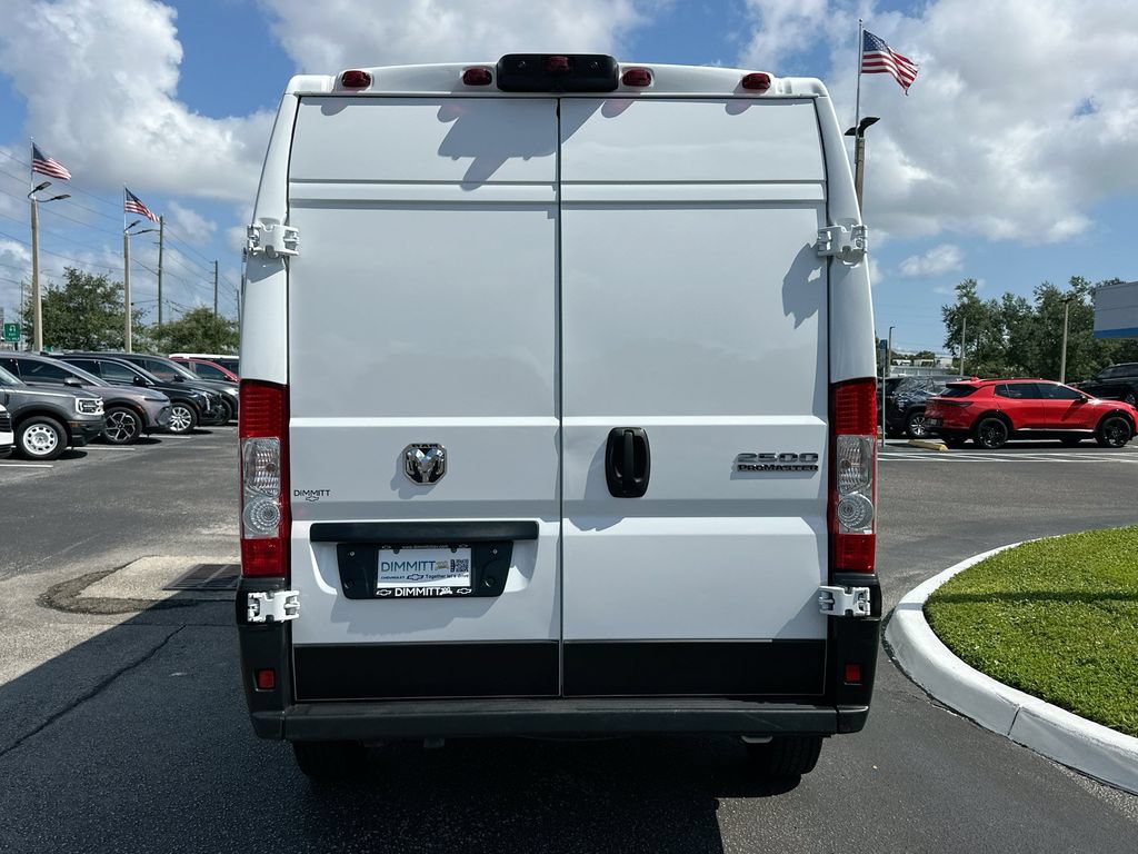Used 2025 RAM ProMaster 2500 w/ Convenience Group FWD image 6