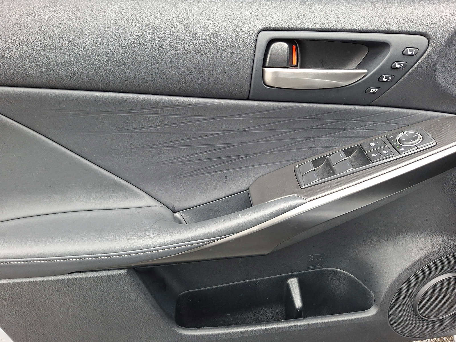 Used 2023 Lexus IS 350 F Sport w/ Memory Package image 9