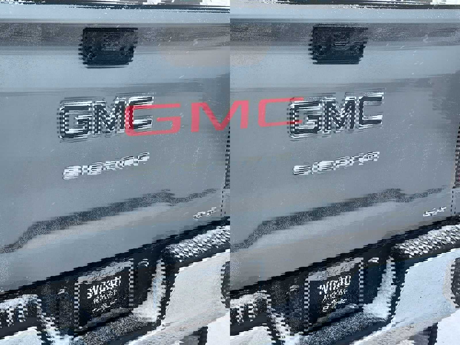 New 2026 GMC Sierra 2500 SLE w/ SLE Convenience Package image 13