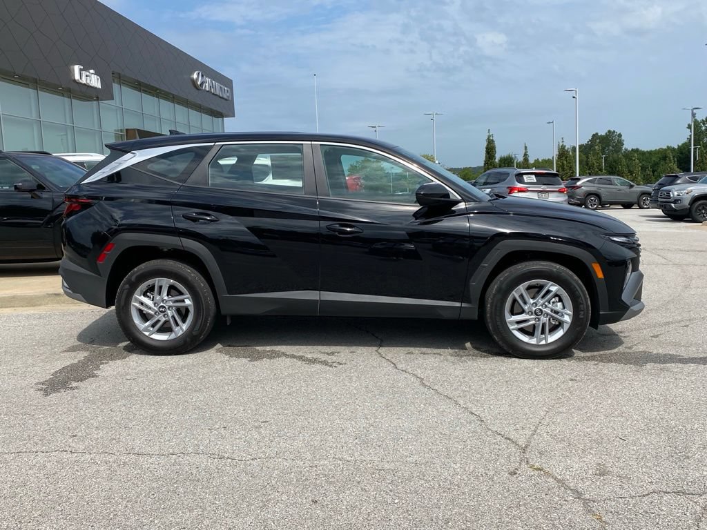 New 2026 Hyundai Tucson SE AWD/4WD image 9