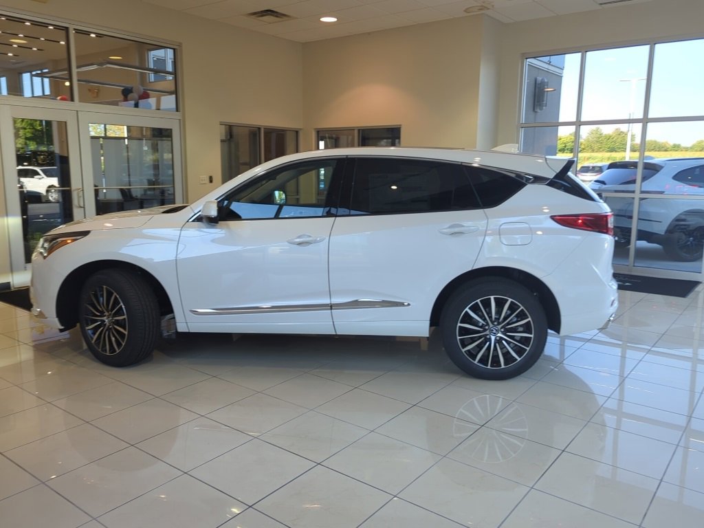 New 2025 Acura RDX SH-AWD w/ Advance Package image 2