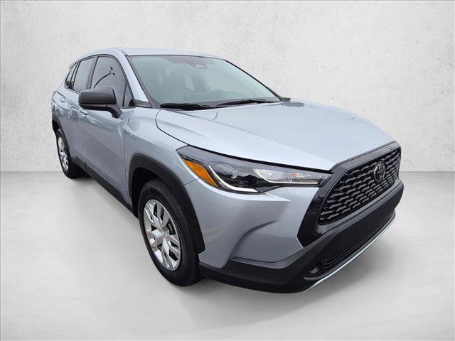 Used 2025 Toyota Corolla Cross L FWD image 3