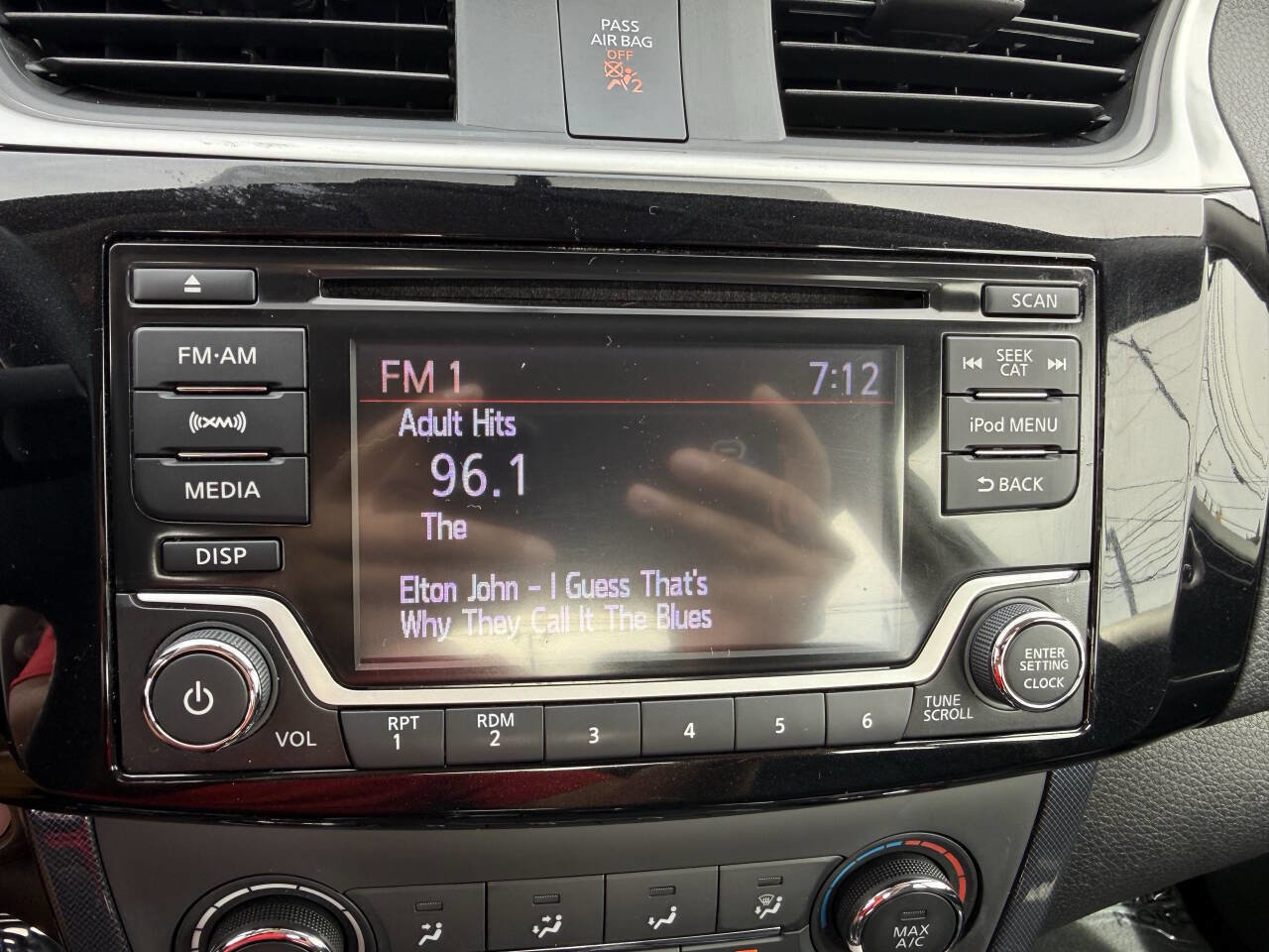 Used 2017 Nissan Sentra SR image 10