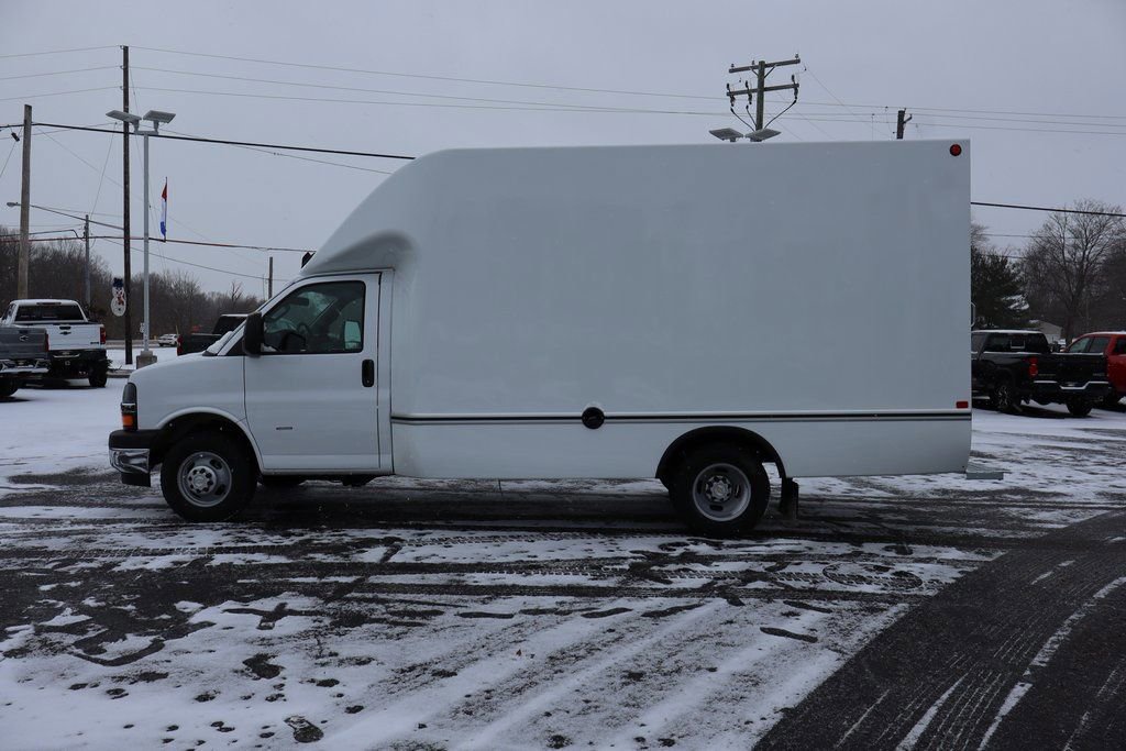 New 2025 Chevrolet Express 3500 Work Van w/ Power Convenience Package image 11