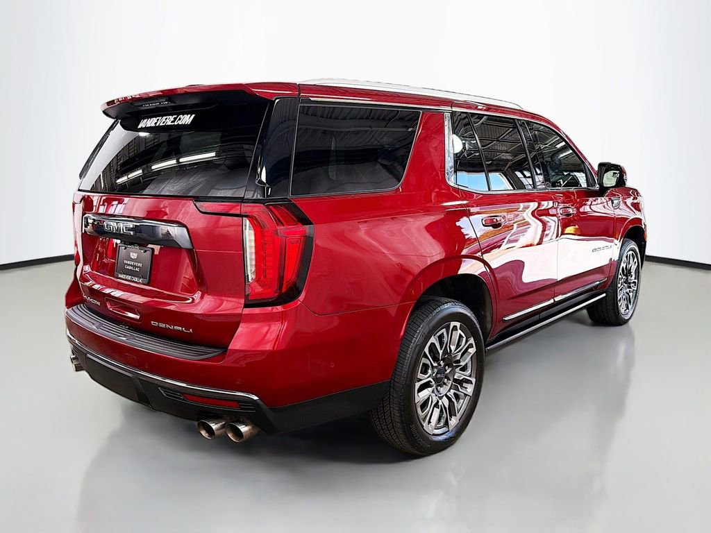Used 2023 GMC Yukon Denali Ultimate AWD/4WD image 10