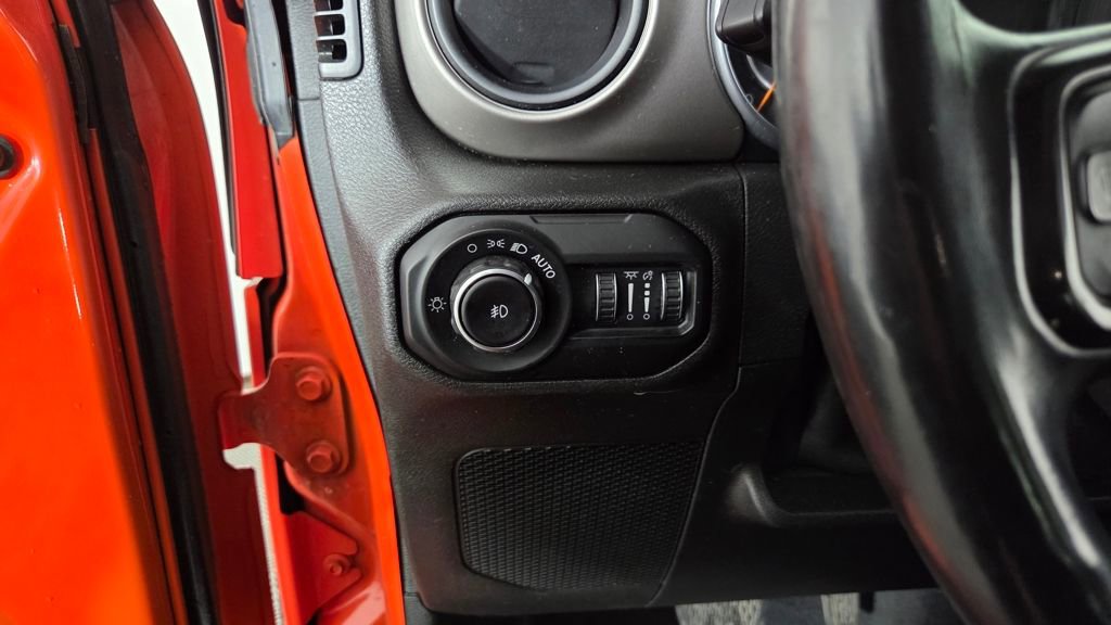 Used 2018 Jeep Wrangler Unlimited Sport S image 20