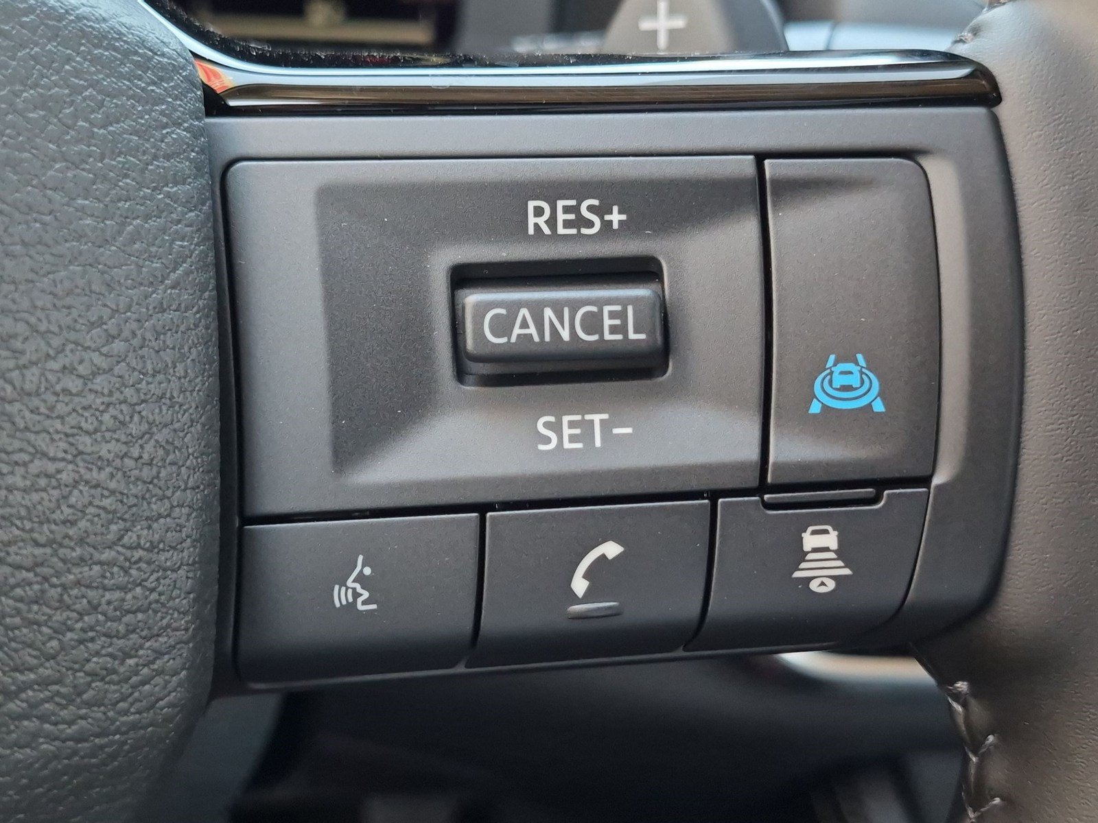 New 2026 Nissan Rogue Platinum AWD/4WD image 15