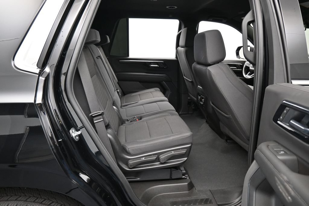 Used 2026 Chevrolet Tahoe LS w/ LPO, Dark Essentials Package RWD image 40