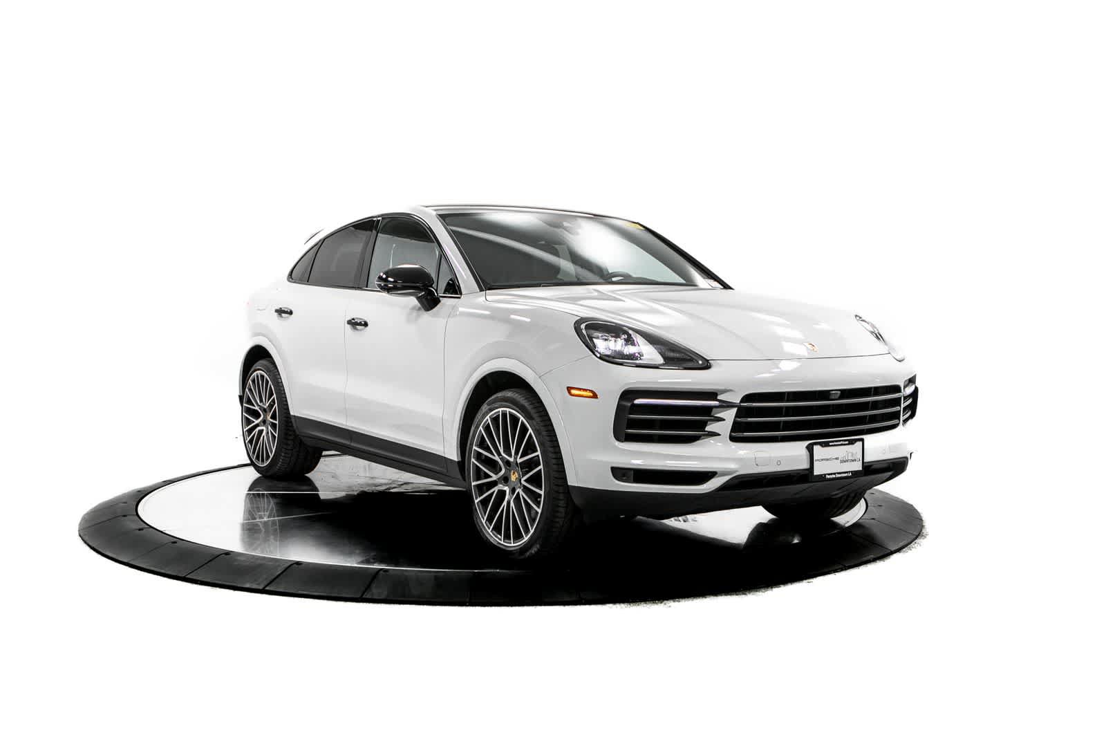 Certified 2023 Porsche Cayenne Platinum Edition AWD/4WD image 9