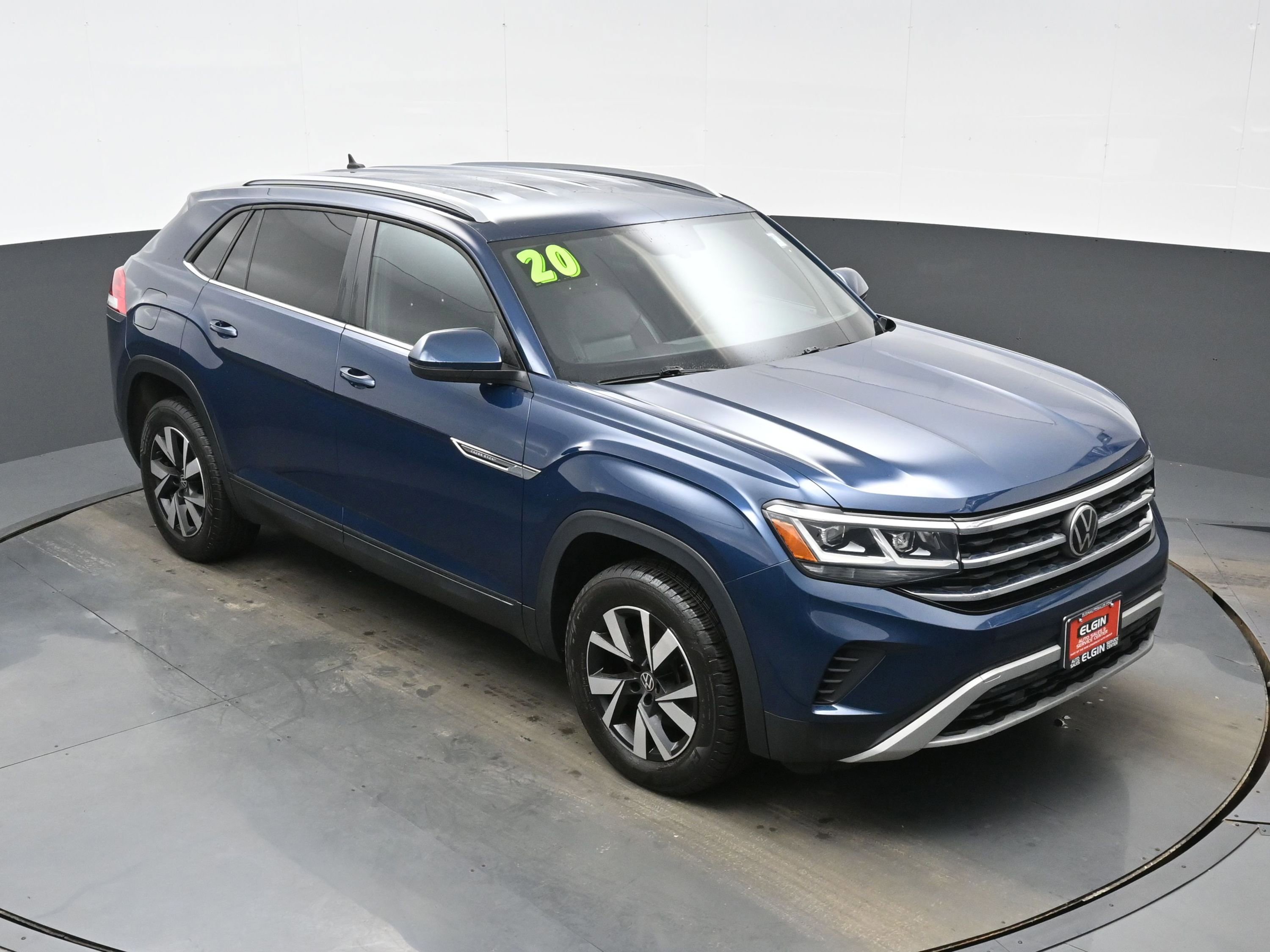 Used 2020 Volkswagen Atlas Cross Sport SE image 40