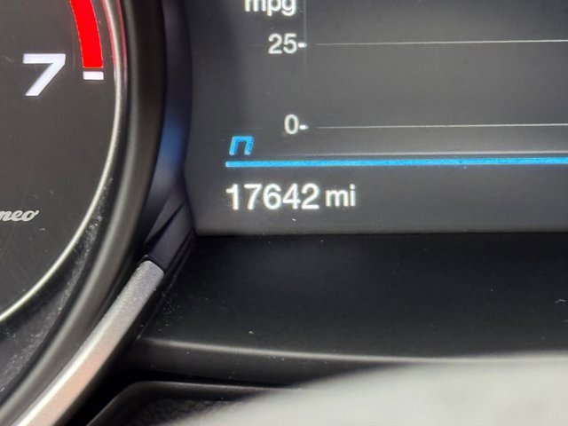 Used 2022 Alfa Romeo Stelvio Sprint image 17