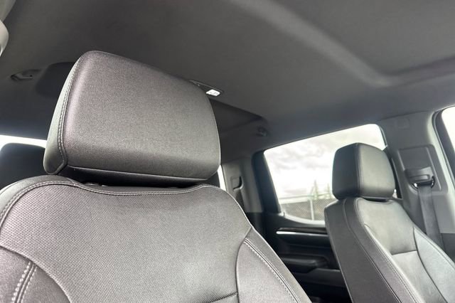 Used 2025 GMC Sierra 1500 SLT image 20