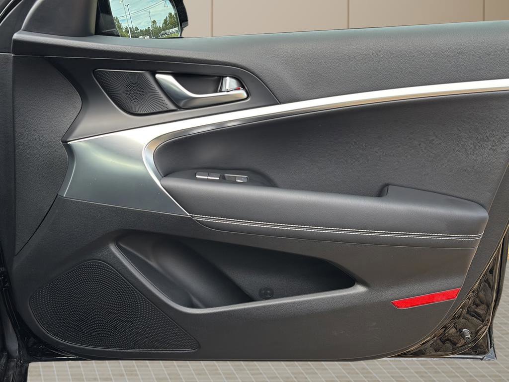 Certified 2026 Genesis G70 2.5T image 36