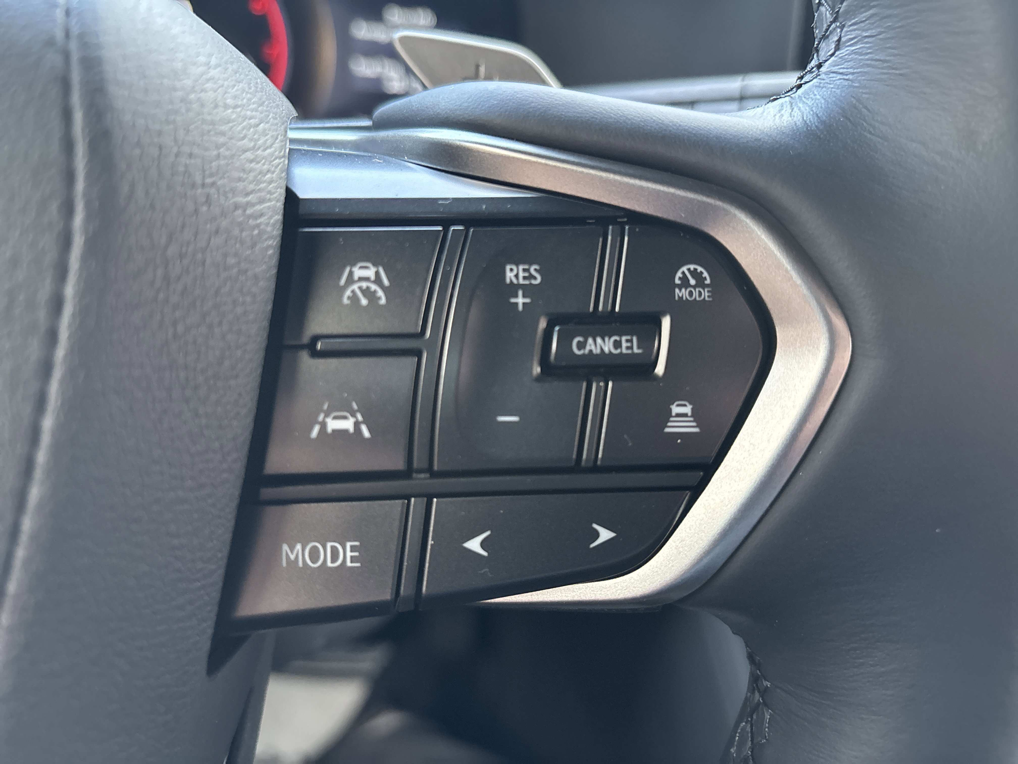 Used 2024 Lexus GX 550 w/ Accessory Package (2T) image 21