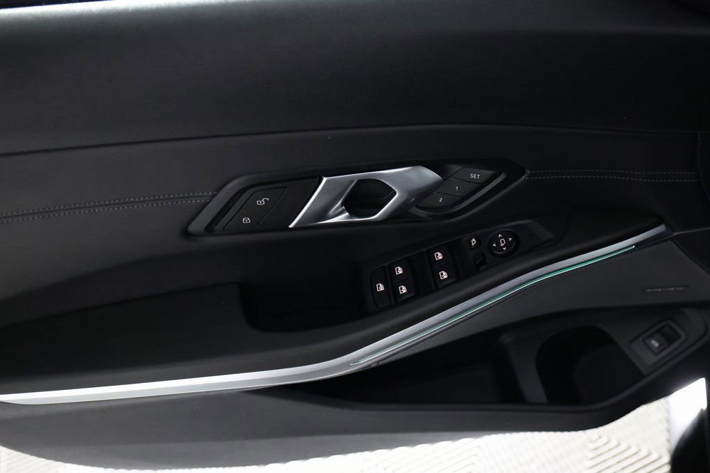 Used 2025 BMW M3 Base w/ Executive Package image 16