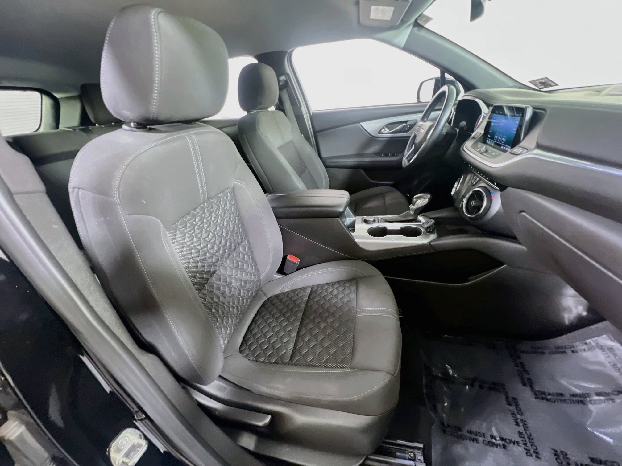 Used 2019 Chevrolet Blazer LT FWD image 26