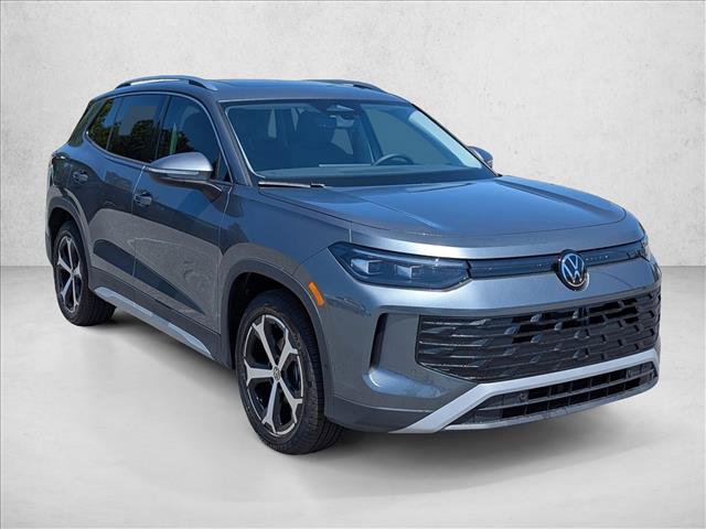 New 2026 Volkswagen Tiguan SE FWD image 3
