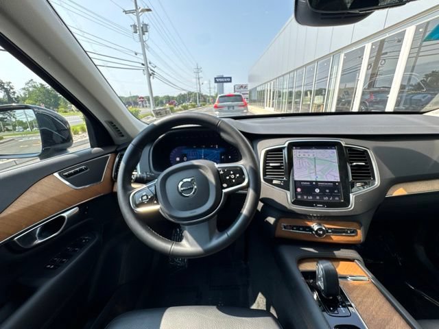 Certified 2024 Volvo XC90 B6 Plus AWD/4WD image 21