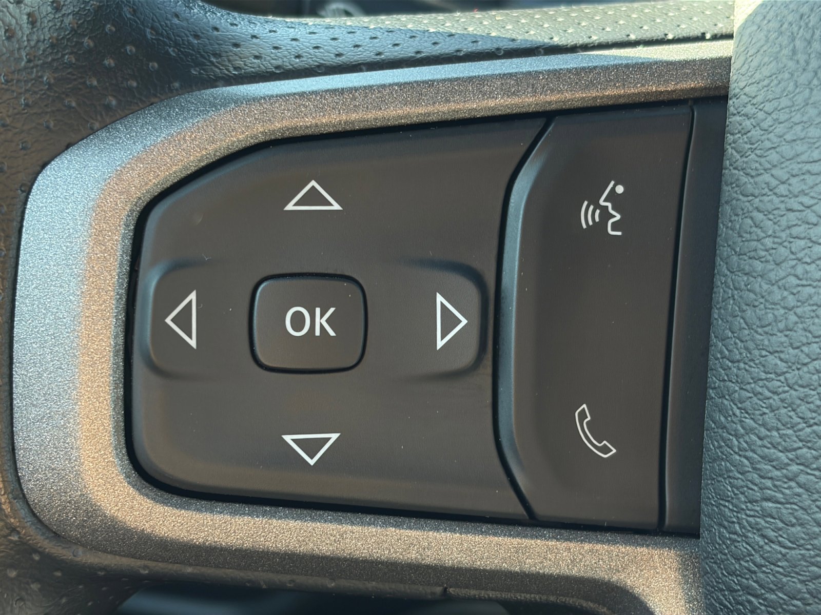 Used 2024 RAM 5500 Tradesman w/ Chrome Appearance Group image 17