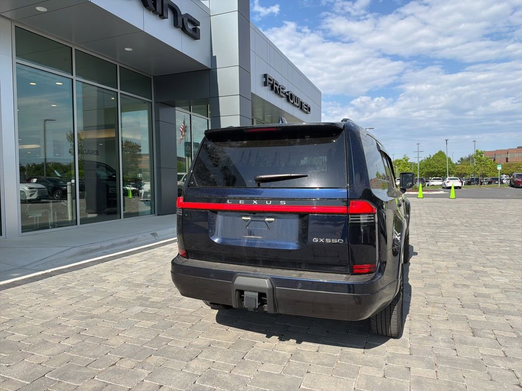 Used 2024 Lexus GX 550 w/ Accessory Package (2T) image 16
