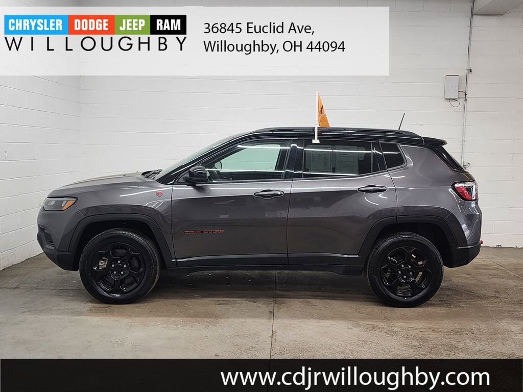 Used 2023 Jeep Compass Trailhawk image 5