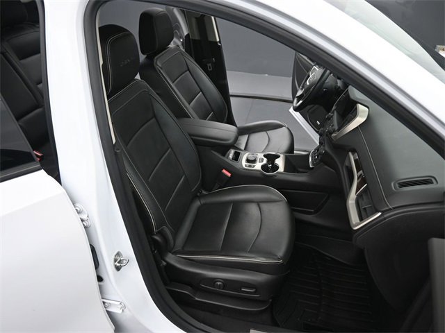 Used 2019 GMC Terrain Denali w/ Advanced Safety Package image 19